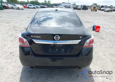 2015 Nissan Altima 2.5 S z USA, uszkodzony, nr VIN 1N4AL3AP2FN401804